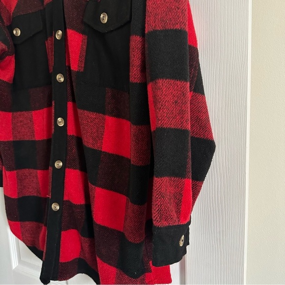 Size L Haptics Red and Black Buffalo Plaid Long Sleeve Button Up Shacket - Picture 3 of 4
